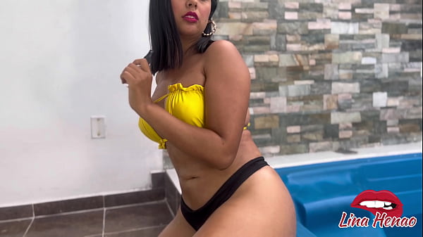 My best friend's girlfriend is in the pool, I take advantage of the fact that we are alone to fuck, Lina Henao is an unfaithful whore who loves to suck the cock of her boyfriend's friends