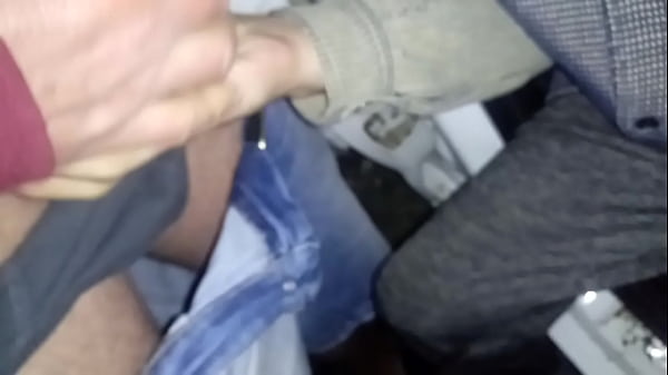 Download Video - Mamando na rua deserta