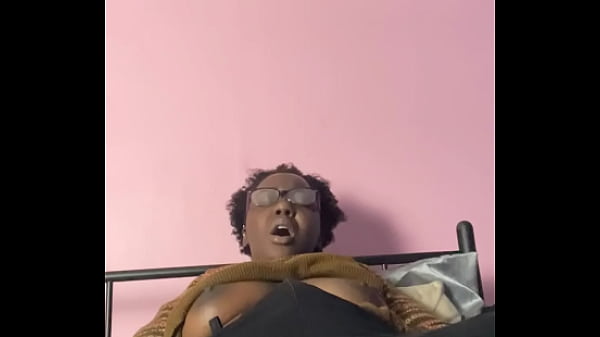 solo ebony horny girl