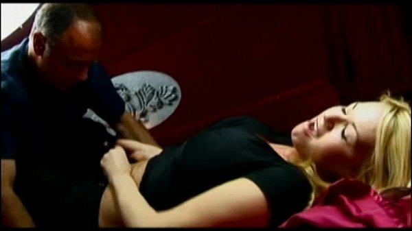 Download Video - Carolyn Monroe gets fucked in Vegas while being spied on