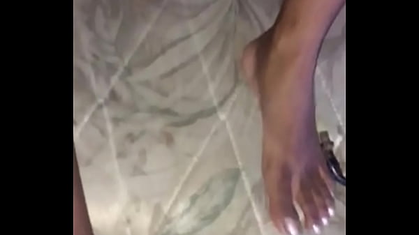 Éjacule Sur Le Dessus