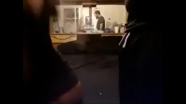 MELHORES AMIGAS FAZENDO GANG COM PRESENTINHOS DE NATAL