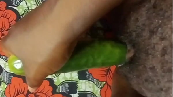 Cyndy Blackslave - Cucumber fuck with squirt