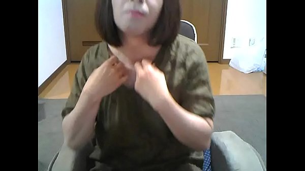 Download Video - ゆりか女装オナニー