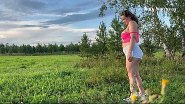 Photoshoot Gone Wrong – Photographer Fucks Model In The Forest