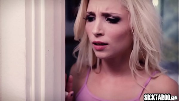 Download Video - Dirty blonde MILF used a hot blonde to seduced a guy