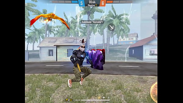 Train Fou Plein D'esprit Mettant Allyson À Sucer