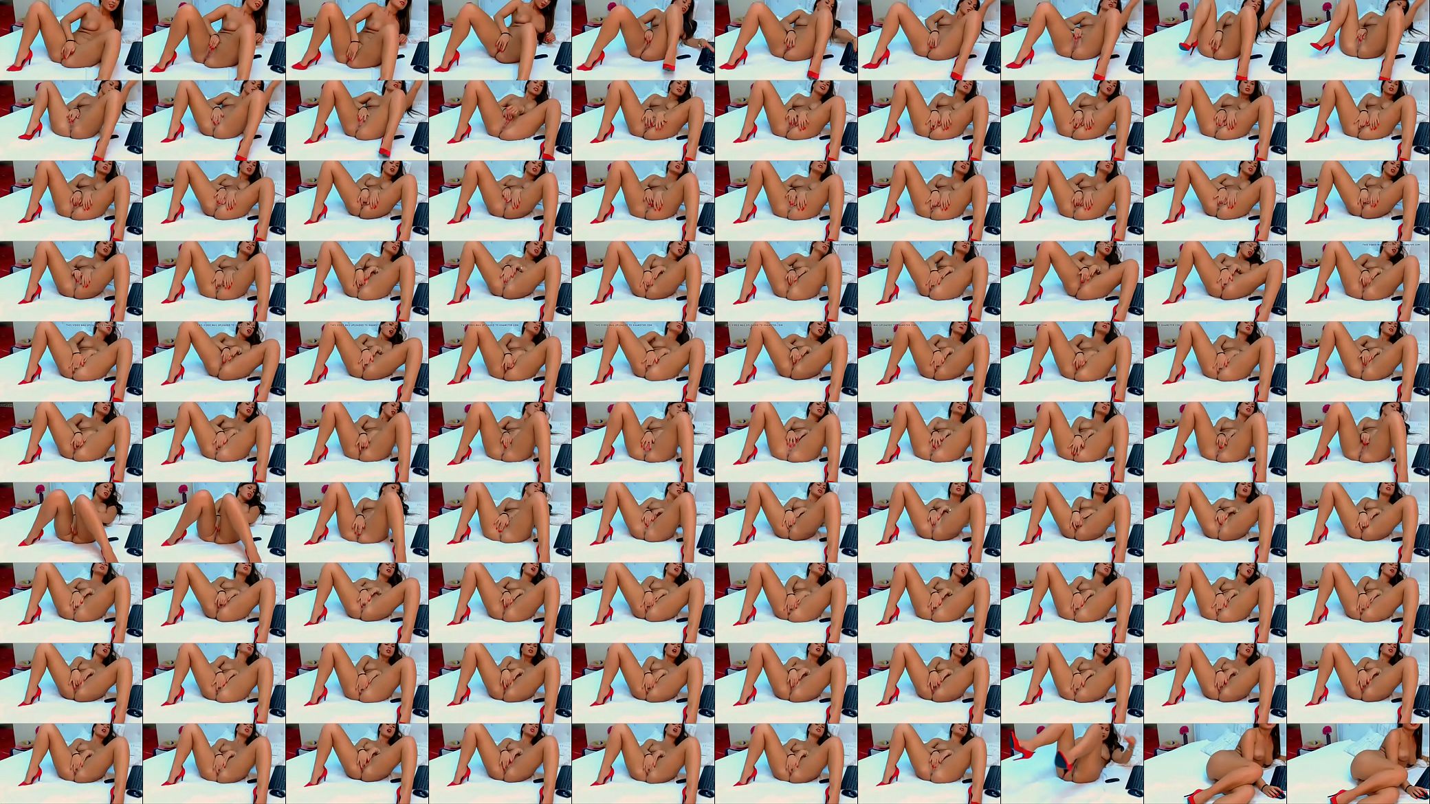 babe masturbating on camera 预览图
