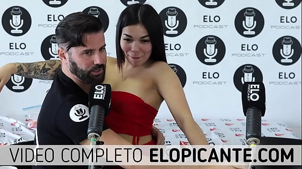 BELUCHI GUCCI SHOWS HER NATURAL TITS IN THE SPICY ROOM