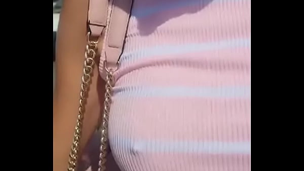 Il fait tellement chaud &agrave; Alicante que je suis toute mouill&eacute; !!