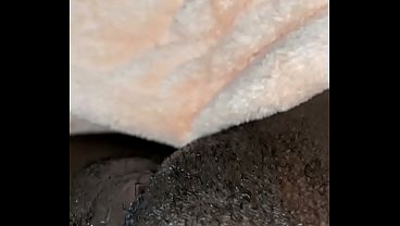 Sexy diva solo pussy fingering