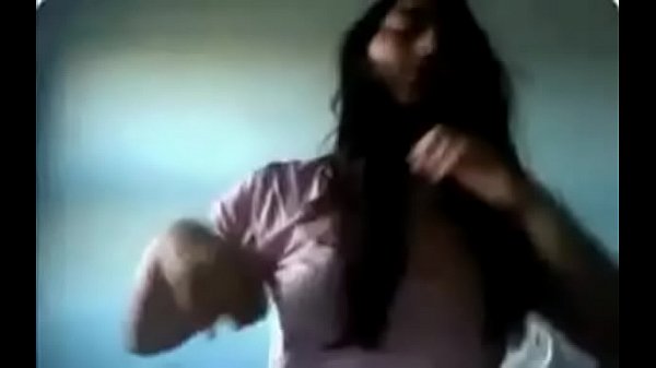 thumb boobs