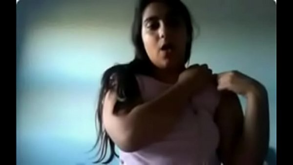 thumb boobs