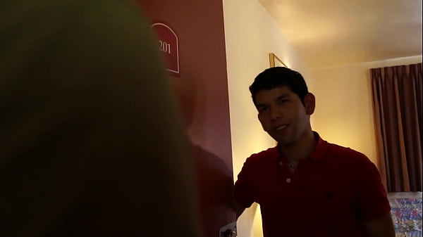 Amator video with twinks fucking bareback and breeding his friend at final