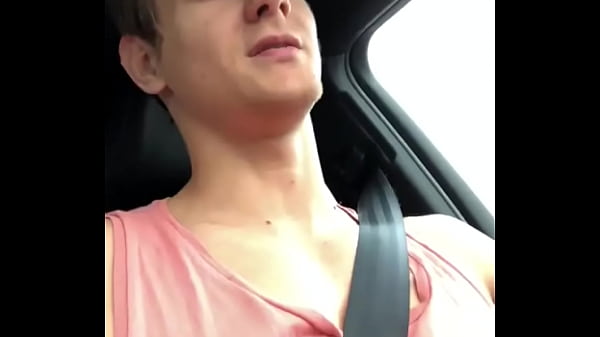 Vídeo: Modelo ELUAN JEUNET