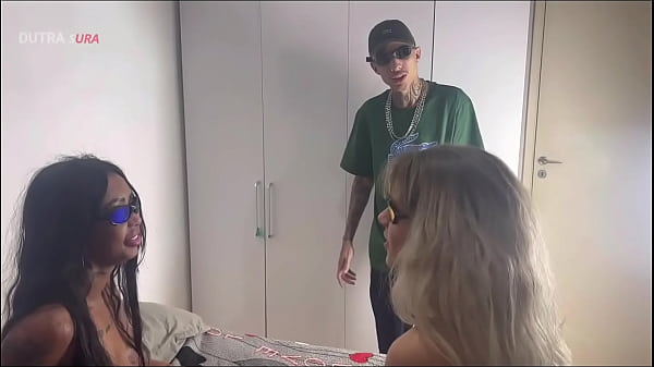Dutra Sura apresenta Mii Angel para seu primo Pauzudo esses 3 fizeram um menage muito safado