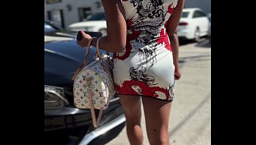 Str8rich walk out to fijii looking amazing