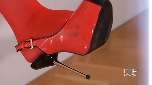 Kinky Secretary - Hot Babe in Red Stockings Masturbates On Desk