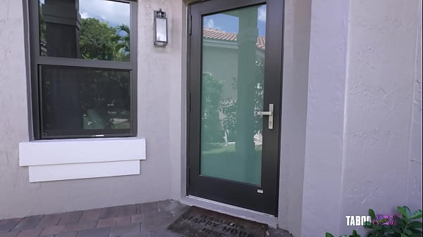 Download Video - Step Mom Wants To Get Pregnant On Vacation - Cory Chase - Taboo Heat - Luke Longly