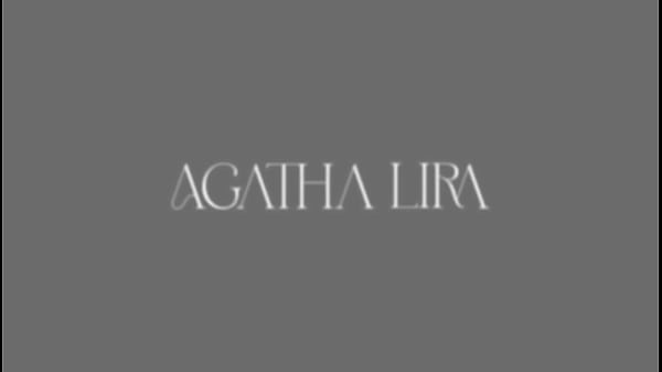 Download Video - Agatha Lira - Cavalgando