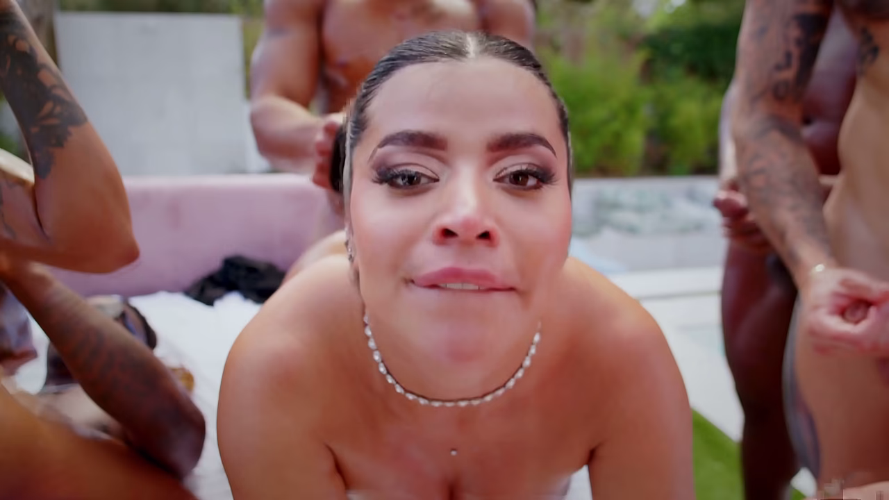 2 Badies In Gangbang Double Penetration Huge Squirts - DVP