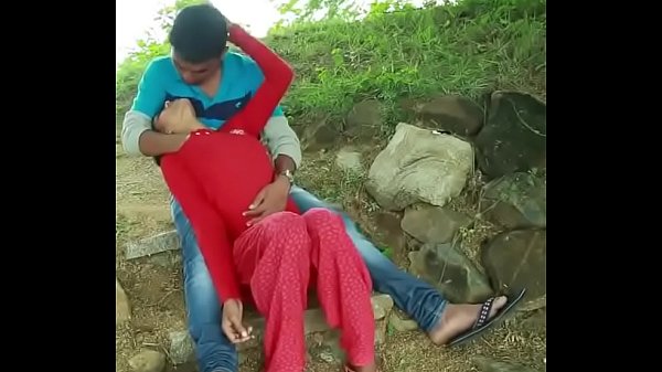 girlfriend ke shath masti...