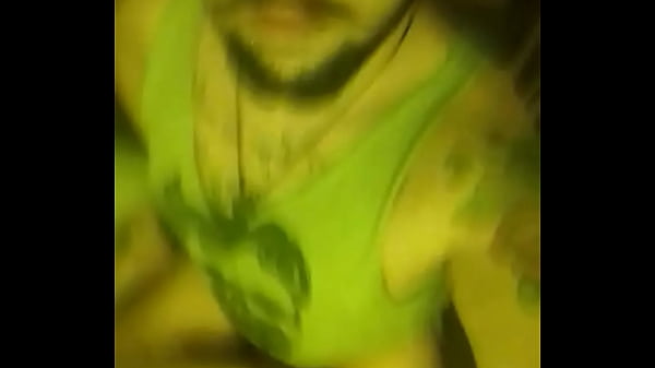 Brincadeira e pau no rabo do meu tio puto