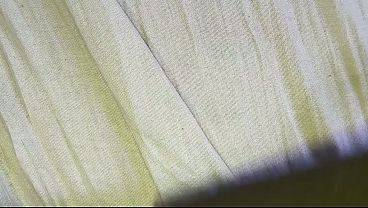 Metendo no cuzinho gostoso