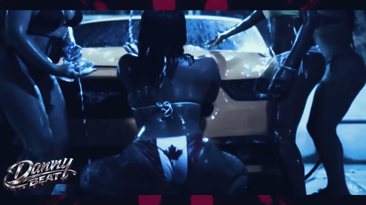 La Bomba - Sandungueo By Danny Beat