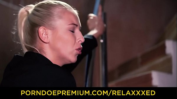 RELAXXXED - Sultry Czech blonde babe Karol Lilien gives up workout for hot cock riding