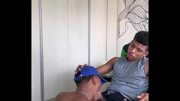 Download Video - A MINHA PICA FICOU DURA PRA ELE