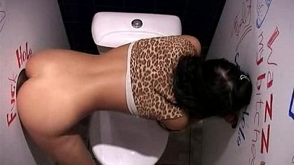 Glory hole fuck girl