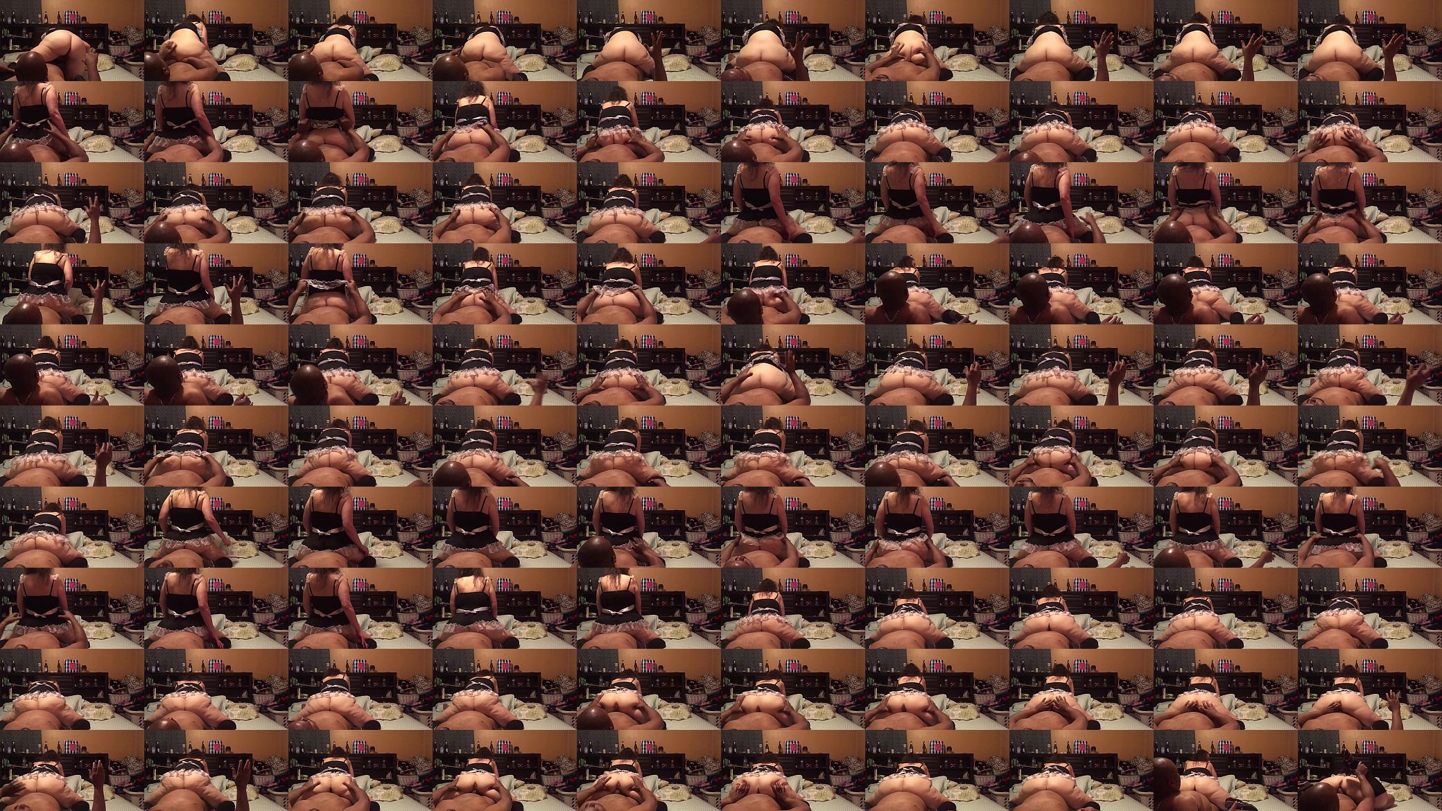 My Italian maid stops sitting on my face and sits on my dick 预览图