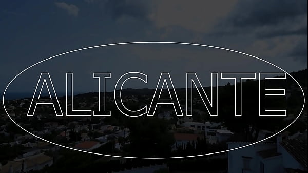 Candie and Alex around the world Alicante