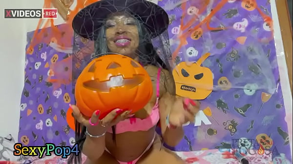 Morena Rabuda plays with her horny penile pumpkin squirts on halloween night