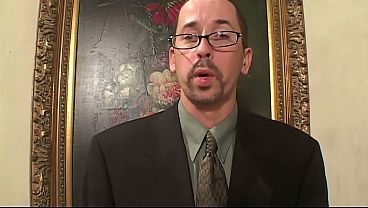 Jennifer is naughty and she likes to put things in her pussy and today she's using her...