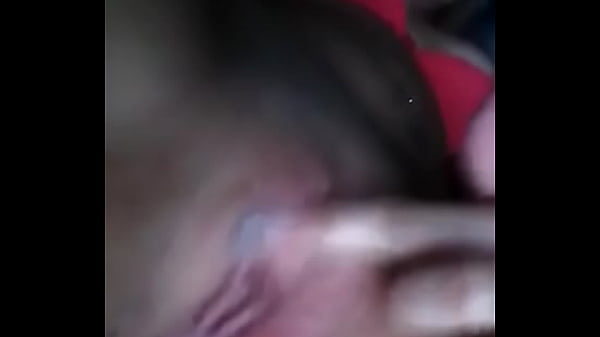 thumb pink shell
