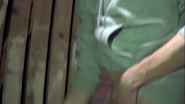 1432 sneaker dfomination with romnatik in basement