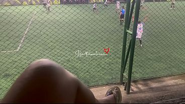 Ap&oacute;s partida de futebol,trouxe o jogador pra meu apartamento e me fuder no pelo