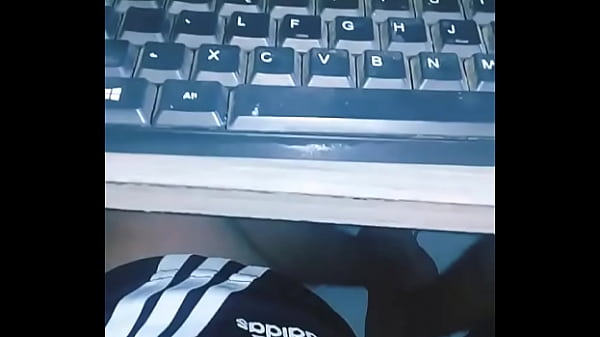 thumb usingthecomputerandsamplingthestick