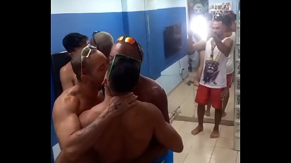Por de tr&aacute;s das c&acirc;meras - SURUBADA CARIOCA, peg...