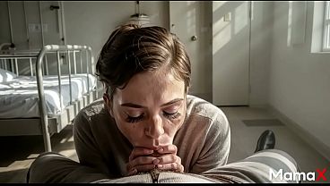 俺はこの晩婚の尻軽女のジューシーな太ももに真っ赤な手形を残し、彼女の悲鳴の下で俺のチンポが彼女の睾丸の奥深くまで突き刺さった。[AI]