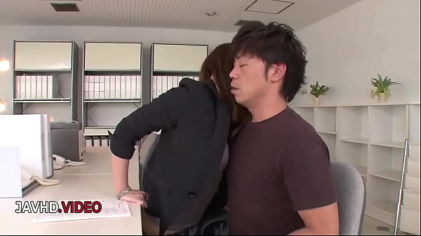 Naughty Asian Temptress Yui Kasuga Delivers Unforgettable Blowjob Thrills