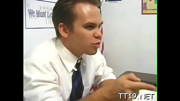 Vigorous brunette Vivianna banging