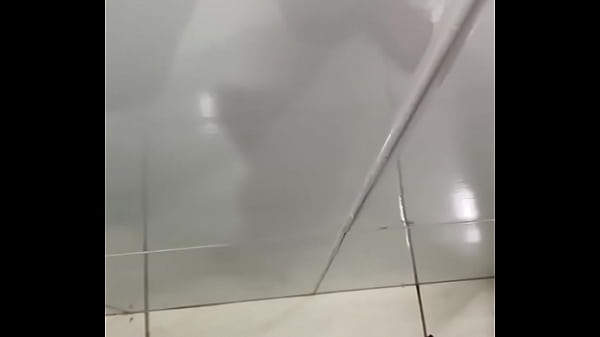 Ma Bite Est Devenue Très Violette