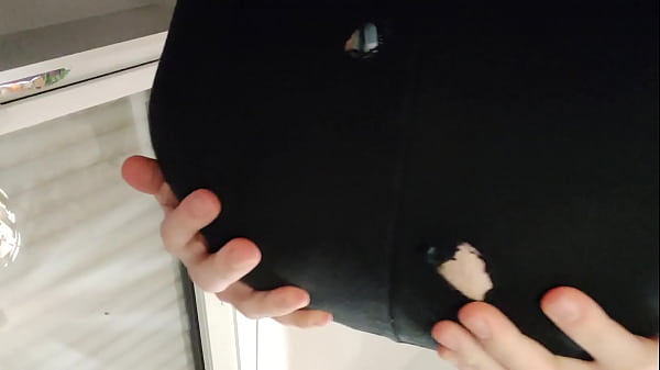 Grosse claque sur mon cul