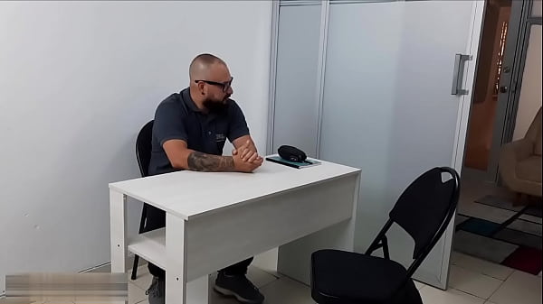 Getting a good deal with the principal of my stepdaughter's school, I made her fuck me in exchange for not kicking her out of school - Porn in Spanish