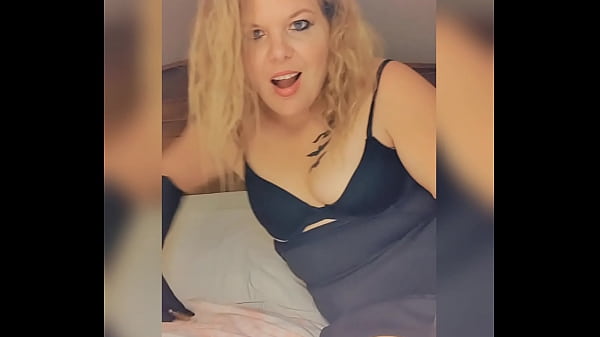 Download Video - Findom smoking fetish with a vape