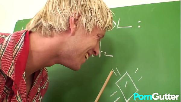 Smut Merchants - Brunette Teen Amanda Vamp Takes During Break