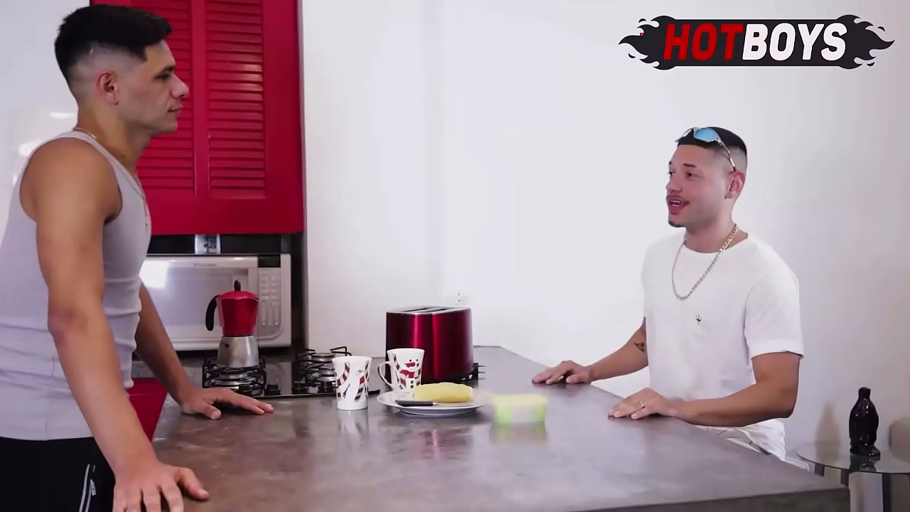 Chamei o gostoso do bairro pra me foder!